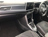 Volkswagen T-Roc Image 2