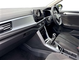 Volkswagen T-Roc Image 2