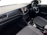 Volkswagen T-Roc Image 2