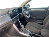 Volkswagen T-Roc Image 2