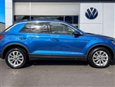 Volkswagen T-Roc Image 3