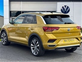 Volkswagen T-Roc Image 2