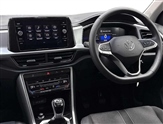 Volkswagen T-Roc Image 2