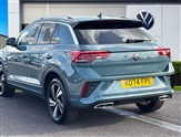 Volkswagen T-Roc Image 2