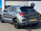 Volkswagen T-Roc Image 2