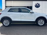 Volkswagen T-Roc Image 3