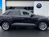 Volkswagen T-Roc Image 3