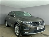 Volkswagen T-Roc Image 2