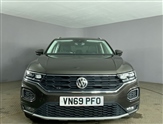 Volkswagen T-Roc Image 3