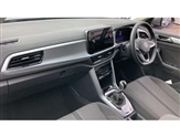 Volkswagen T-Roc Image 2