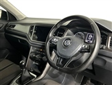 Volkswagen T-Roc Image 6