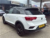 Volkswagen T-Roc Image 2