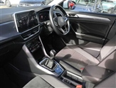 Volkswagen T-Roc Image 2