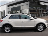 Volkswagen T-Roc Image 4