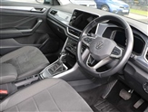 Volkswagen T-Roc Image 6