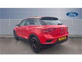 Volkswagen T-Roc Image 2