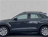 Volkswagen T-Roc Image 3