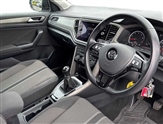 Volkswagen T-Roc Image 6