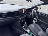 Volkswagen T-Roc Image 2