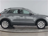 Volkswagen T-Roc Image 4