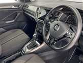 Volkswagen T-Roc Image 6