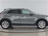 Volkswagen T-Roc Image 4