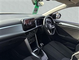 Volkswagen T-Roc Image 2