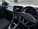 Volkswagen T-Roc Image 6