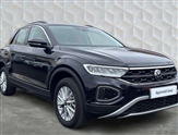 Volkswagen T-Roc Image 1