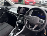 Volkswagen T-Roc Image 6
