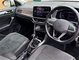 Volkswagen T-Roc Image 6