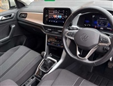 Volkswagen T-Roc Image 6