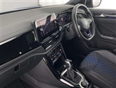 Volkswagen T-Roc Image 2