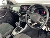 Volkswagen T-Roc Image 6