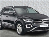 Volkswagen T-Roc Image 1