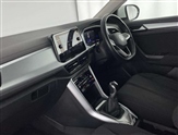 Volkswagen T-Roc Image 2