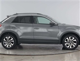 Volkswagen T-Roc Image 4