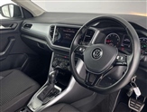 Volkswagen T-Roc Image 6