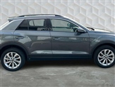 Volkswagen T-Roc Image 4