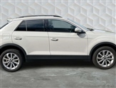 Volkswagen T-Roc Image 4