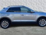 Volkswagen T-Roc Image 4