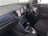 Volkswagen T-Roc Image 2