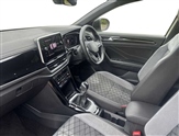 Volkswagen T-Roc Image 2
