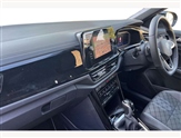 Volkswagen T-Roc Image 2