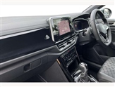 Volkswagen T-Roc Image 2