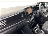 Volkswagen T-Roc Image 2
