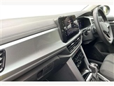Volkswagen T-Roc Image 2
