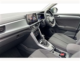 Volkswagen T-Roc Image 2