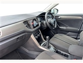 Volkswagen T-Roc Image 2