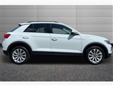 Volkswagen T-Roc Image 4